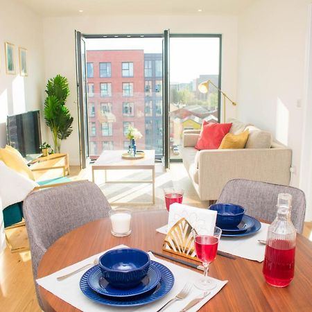Exoticstay Apartments - Ultra Luxe Top Floor Suite - City Centre Apartment With Cube View - Smart 4K Tv With Ultrafast Wifi & Netflix Birmingham Exterior photo